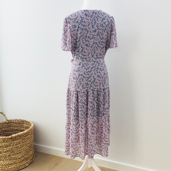 TOKITO size 12 tieren floral maxi dress with sbort sleeves and wrap front - Picture 7 of 9